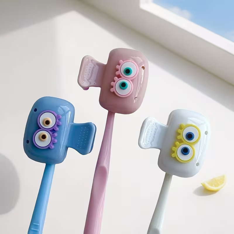 3 graziosi porta spazzolini a  - Toothbrush Holder Set recensione e prezzo
