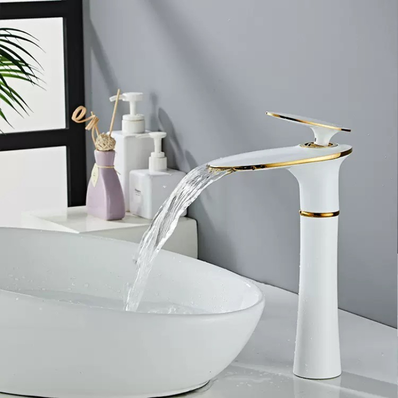 Rubinetto per lavabo a cascata - Home Hardware Bathroom Sinks recensione e prezzo
